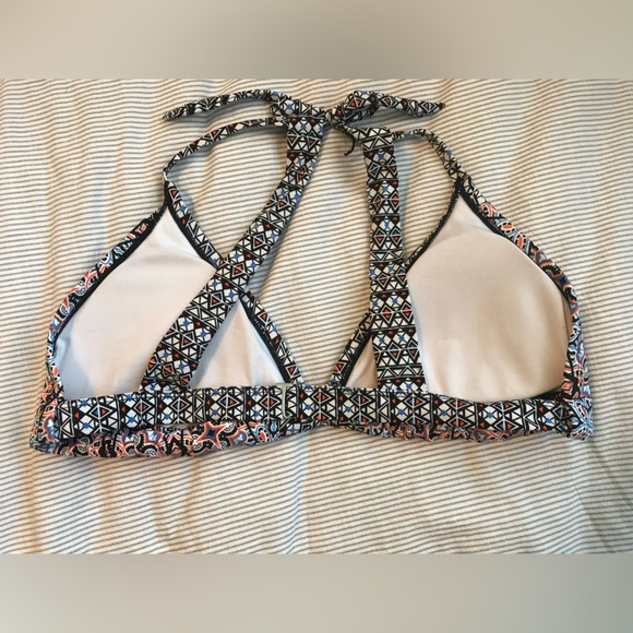 Patterned Bikini Set - Picture 7 of 7